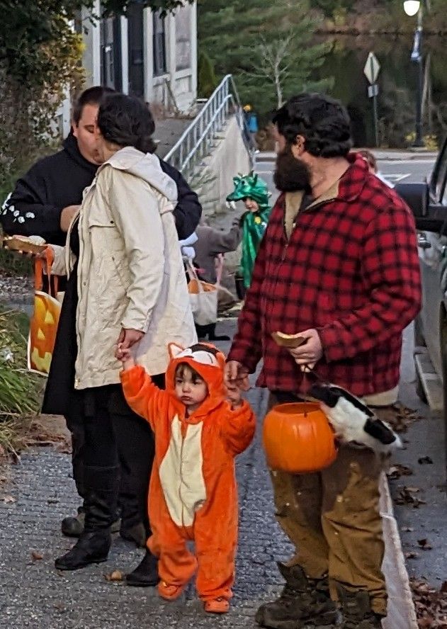 Langer Enterprises LLC, Richmond Maine, Halloween 2023