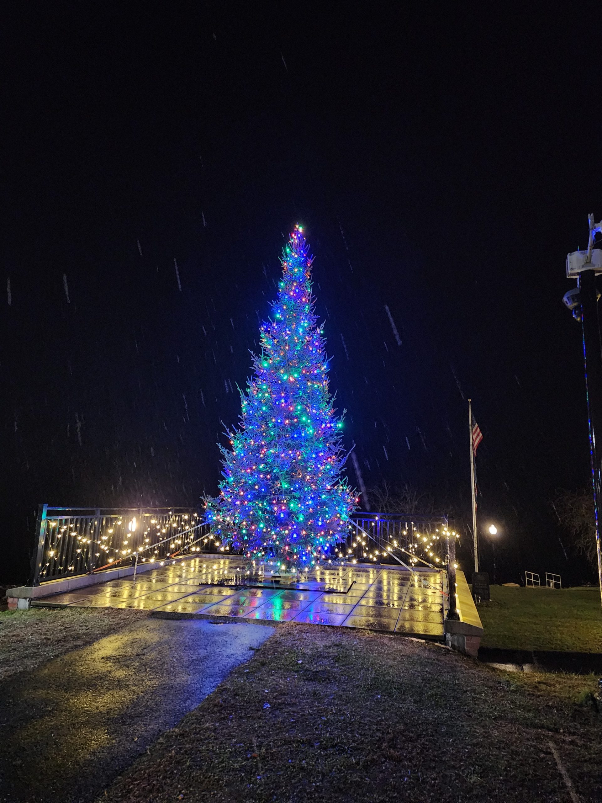 Langer Enterprises LLC, Richmond Maine, Christmas 2023