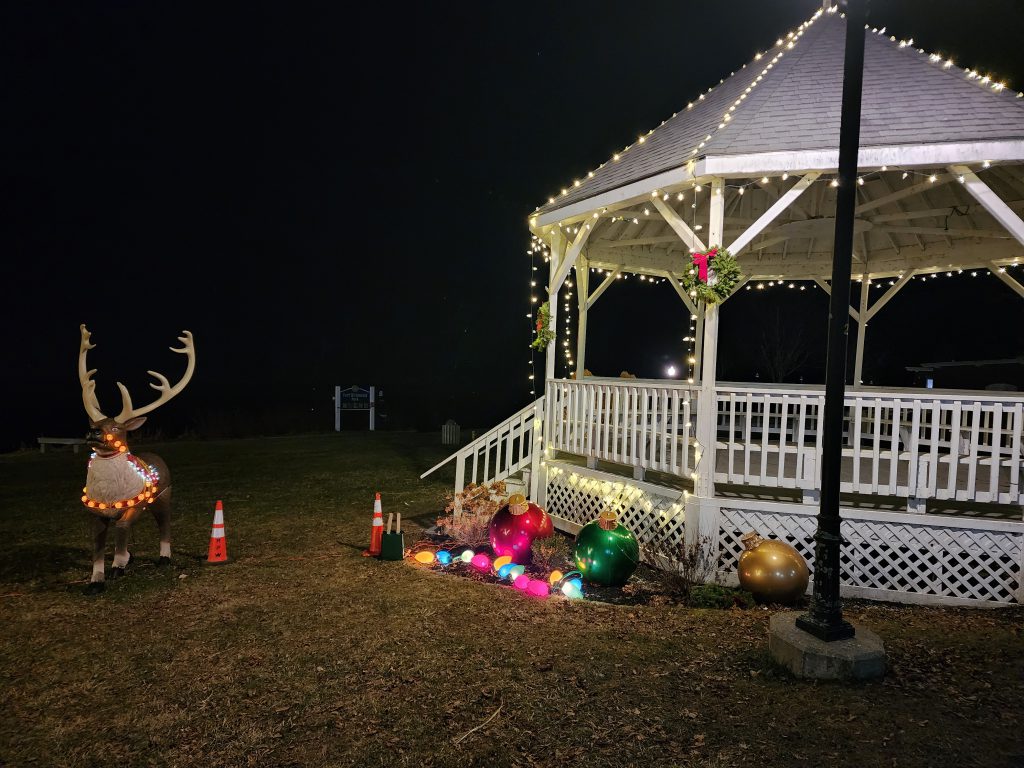 Christmas in Richmond Maine
