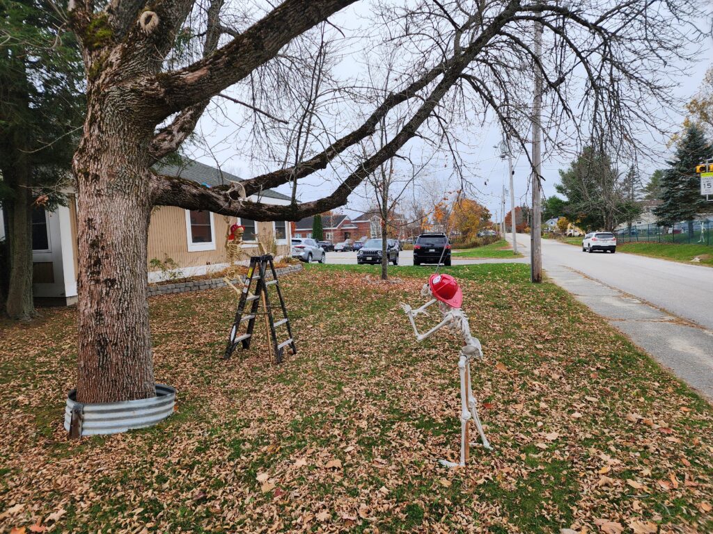 Richmond Maine Halloween Decorations