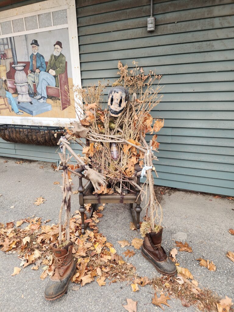 Richmond Maine Halloween Decorations