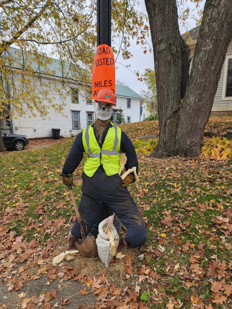 Richmond Maine Halloween Decorations