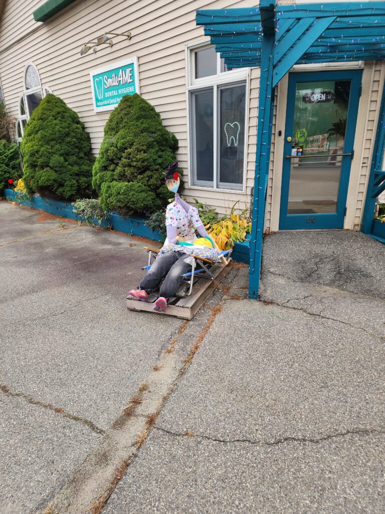 Richmond Maine Halloween Decorations